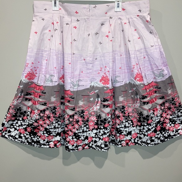 SUCREFAS Light Pink Floral Full Skirt Oriental Print Darted Knee Length NEW - Picture 6 of 11